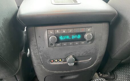 Chevrolet Tahoe III, 2012 год, 2 200 000 рублей, 18 фотография