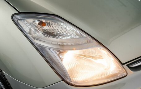 Toyota Prius, 2008 год, 900 000 рублей, 18 фотография