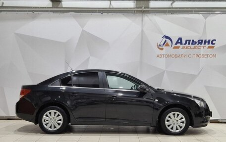 Chevrolet Cruze II, 2011 год, 700 000 рублей, 2 фотография