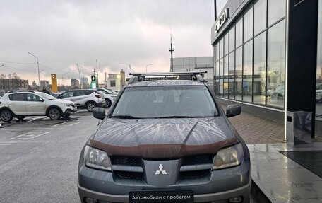 Mitsubishi Outlander III рестайлинг 3, 2003 год, 350 000 рублей, 9 фотография