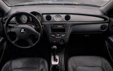 Mitsubishi Outlander III рестайлинг 3, 2003 год, 350 000 рублей, 16 фотография