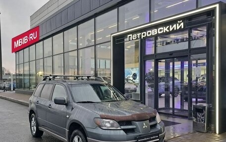 Mitsubishi Outlander III рестайлинг 3, 2003 год, 350 000 рублей, 12 фотография
