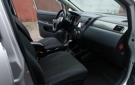 Nissan Tiida, 2010 год, 890 000 рублей, 14 фотография