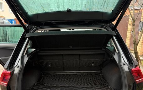 Volkswagen Tiguan II, 2018 год, 2 980 000 рублей, 8 фотография