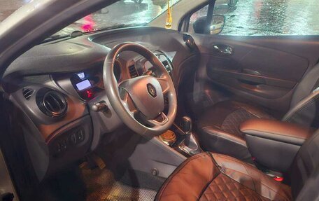 Renault Kaptur I рестайлинг, 2018 год, 1 200 000 рублей, 7 фотография