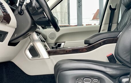 Land Rover Range Rover IV рестайлинг, 2015 год, 3 799 000 рублей, 3 фотография