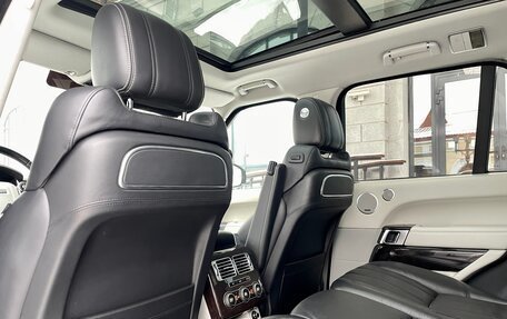 Land Rover Range Rover IV рестайлинг, 2015 год, 3 799 000 рублей, 15 фотография