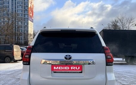 Toyota Land Cruiser Prado 150 рестайлинг 2, 2018 год, 4 600 000 рублей, 4 фотография