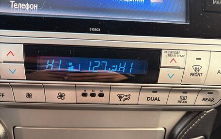 Toyota Land Cruiser Prado 150 рестайлинг 2, 2018 год, 4 600 000 рублей, 10 фотография