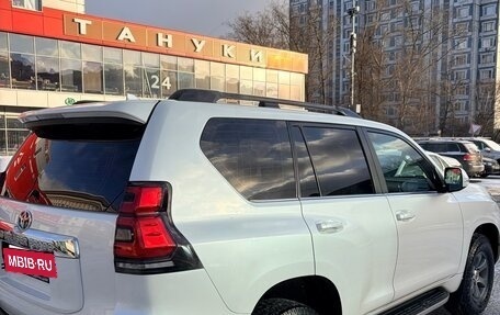 Toyota Land Cruiser Prado 150 рестайлинг 2, 2018 год, 4 600 000 рублей, 8 фотография