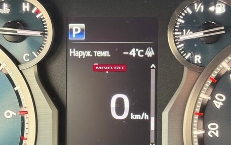 Toyota Land Cruiser Prado 150 рестайлинг 2, 2018 год, 4 600 000 рублей, 9 фотография