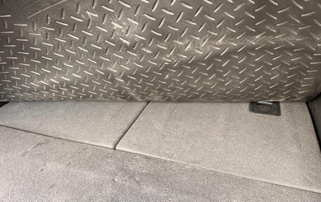 KIA Mohave I, 2017 год, 2 350 000 рублей, 23 фотография