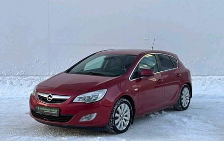 Opel Astra J, 2011 год, 550 000 рублей, 1 фотография