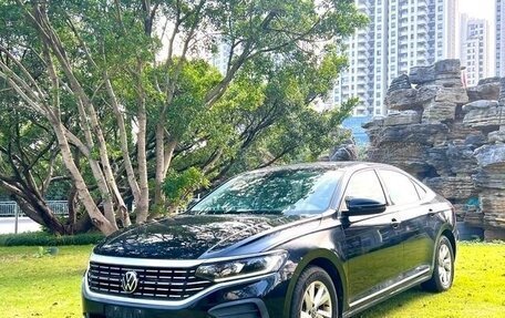 Volkswagen Passat B8 рестайлинг, 2022 год, 1 980 000 рублей, 1 фотография