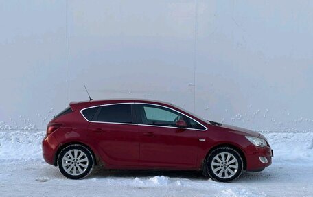 Opel Astra J, 2011 год, 550 000 рублей, 4 фотография