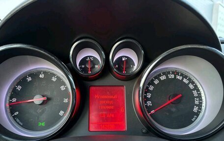 Opel Astra J, 2011 год, 550 000 рублей, 19 фотография