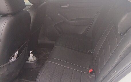 Skoda Rapid I, 2018 год, 750 000 рублей, 6 фотография