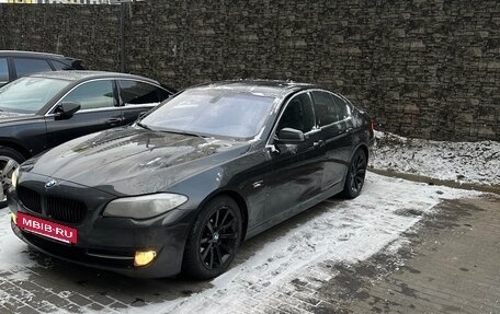 BMW 5 серия, 2010 год, 1 350 000 рублей, 17 фотография