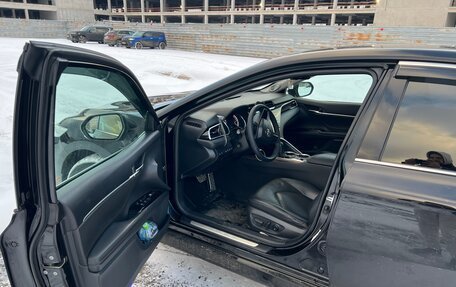 Toyota Camry, 2019 год, 2 650 000 рублей, 12 фотография