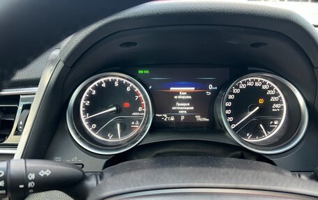 Toyota Camry, 2019 год, 2 650 000 рублей, 21 фотография