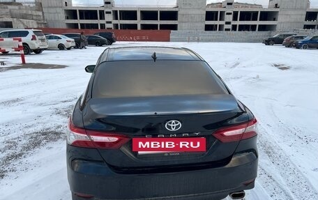 Toyota Camry, 2019 год, 2 650 000 рублей, 8 фотография