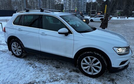 Volkswagen Tiguan II, 2018 год, 2 485 000 рублей, 9 фотография