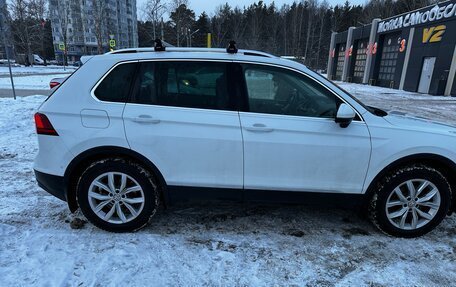 Volkswagen Tiguan II, 2018 год, 2 485 000 рублей, 11 фотография