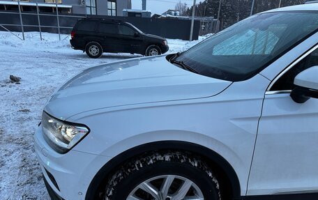 Volkswagen Tiguan II, 2018 год, 2 485 000 рублей, 23 фотография