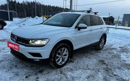 Volkswagen Tiguan II, 2018 год, 2 485 000 рублей, 17 фотография