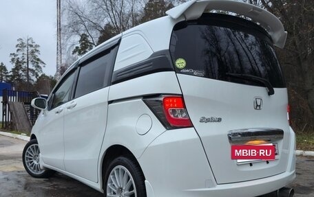 Honda Freed I, 2015 год, 1 350 000 рублей, 6 фотография