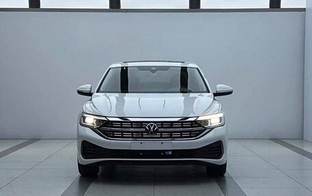 Volkswagen Jetta VII, 2022 год, 2 050 000 рублей, 2 фотография