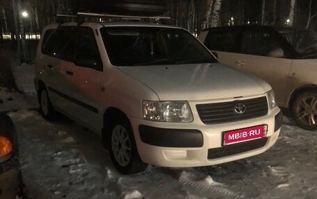 Toyota Succeed I рестайлинг, 2003 год, 599 999 рублей, 1 фотография