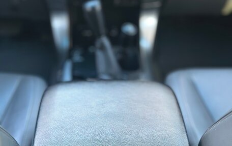 Toyota Land Cruiser Prado 120 рестайлинг, 2005 год, 1 730 000 рублей, 30 фотография