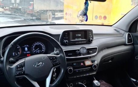 Hyundai Tucson III, 2019 год, 1 650 000 рублей, 3 фотография