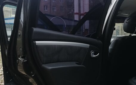 Renault Logan I, 2011 год, 700 000 рублей, 13 фотография