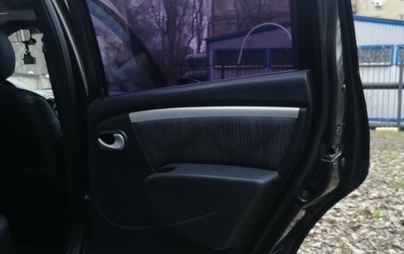 Renault Logan I, 2011 год, 700 000 рублей, 17 фотография