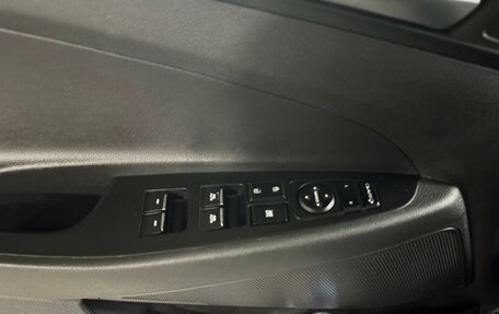 Hyundai Tucson III, 2019 год, 2 500 000 рублей, 9 фотография