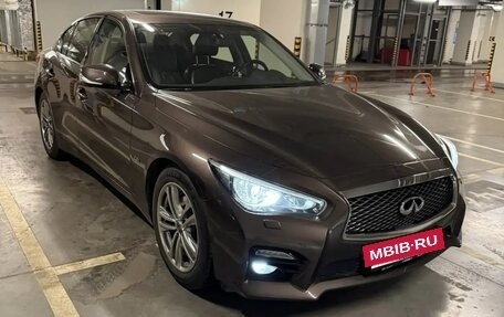 Infiniti Q50 I рестайлинг, 2015 год, 2 298 000 рублей, 2 фотография