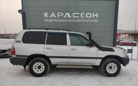 Toyota Land Cruiser 100 рестайлинг 2, 1999 год, 1 438 000 рублей, 4 фотография