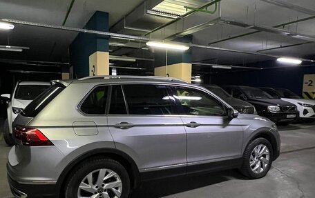 Volkswagen Tiguan II, 2021 год, 3 300 000 рублей, 9 фотография