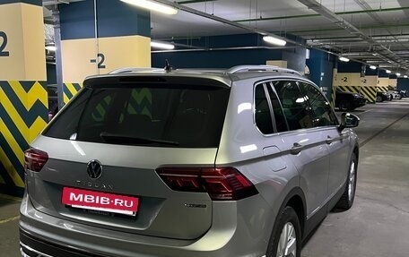 Volkswagen Tiguan II, 2021 год, 3 300 000 рублей, 11 фотография