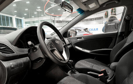Hyundai Solaris II рестайлинг, 2015 год, 1 050 000 рублей, 20 фотография