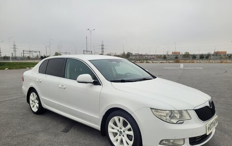Skoda Superb III рестайлинг, 2012 год, 1 350 000 рублей, 4 фотография