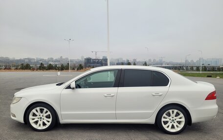 Skoda Superb III рестайлинг, 2012 год, 1 350 000 рублей, 6 фотография