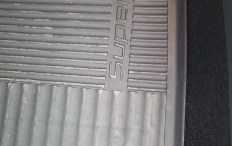 Skoda Superb III рестайлинг, 2012 год, 1 350 000 рублей, 14 фотография