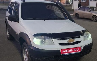 Chevrolet Niva I рестайлинг, 2017 год, 589 000 рублей, 1 фотография