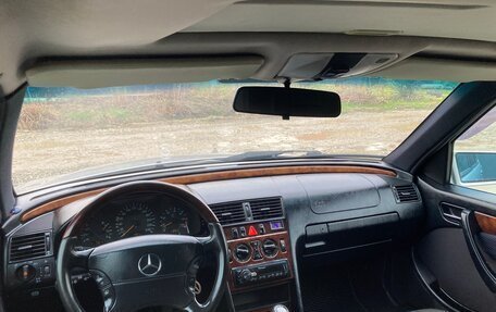 Mercedes-Benz C-Класс, 1998 год, 500 000 рублей, 11 фотография