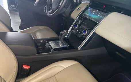 Land Rover Discovery Sport I рестайлинг, 2019 год, 2 990 000 рублей, 17 фотография