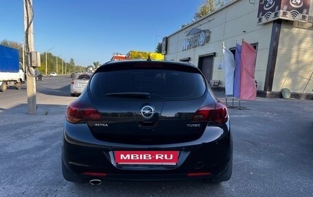 Opel Astra J, 2011 год, 790 000 рублей, 5 фотография
