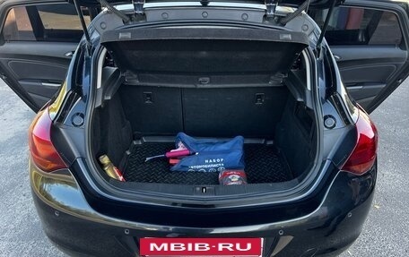 Opel Astra J, 2011 год, 790 000 рублей, 15 фотография